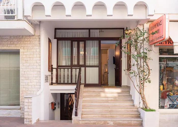 Thalia Luxury Apartment