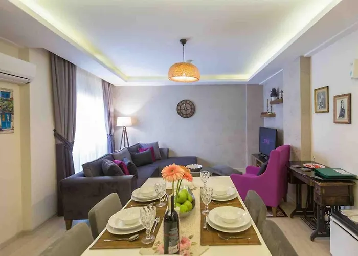 A Cozy Smart Home In Kusadasi Old Town