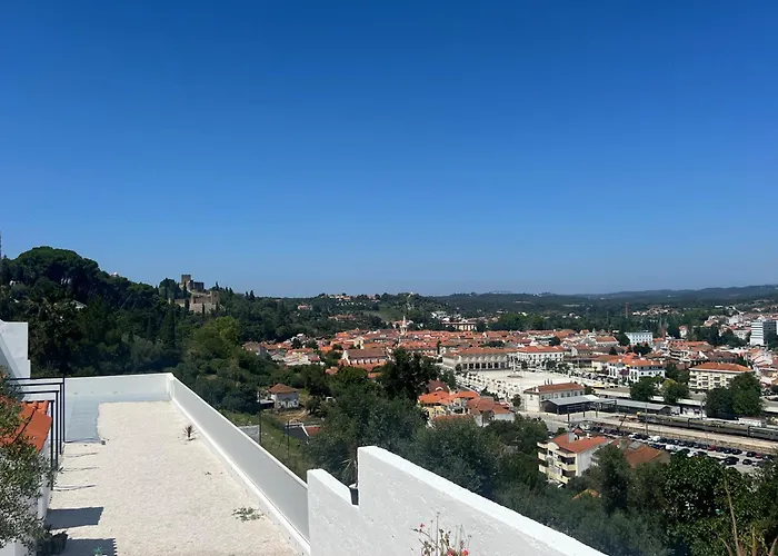Vila Pombal Tomar Apartments - Pool & City Views