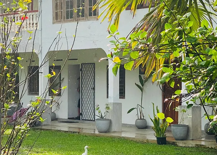 Sunny'S Garden Hotel