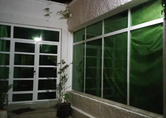 Mother'S House