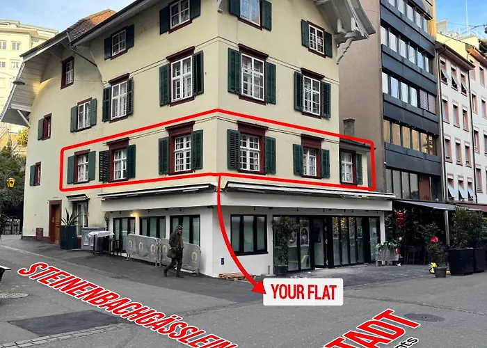 Cozy City Center, 4 Bedroom, New Kitchen, 120Sq, 5Min Walk To Main Station