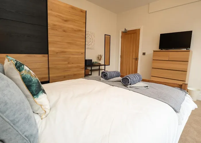 Aqua Nest Eastbourne - En-Suite, Free Parking, Kitchen