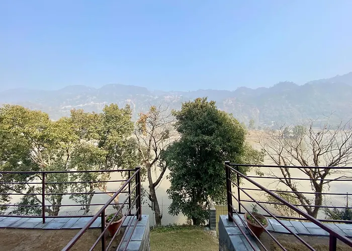Lake 1 Estate