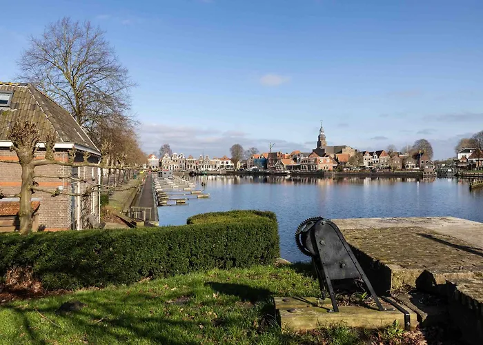Cosy Hotel In Historical Center Of Blokzijl