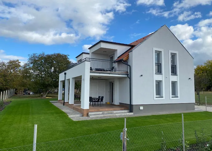 Vitorlas Apartman