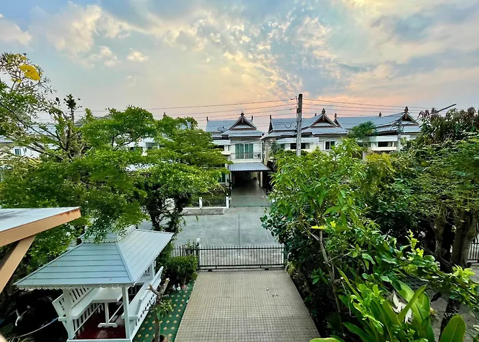 Modern Thai Style Garden Home