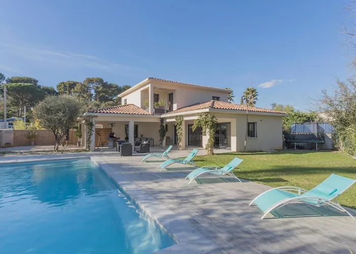 Holiday Home Villa By Interhome
