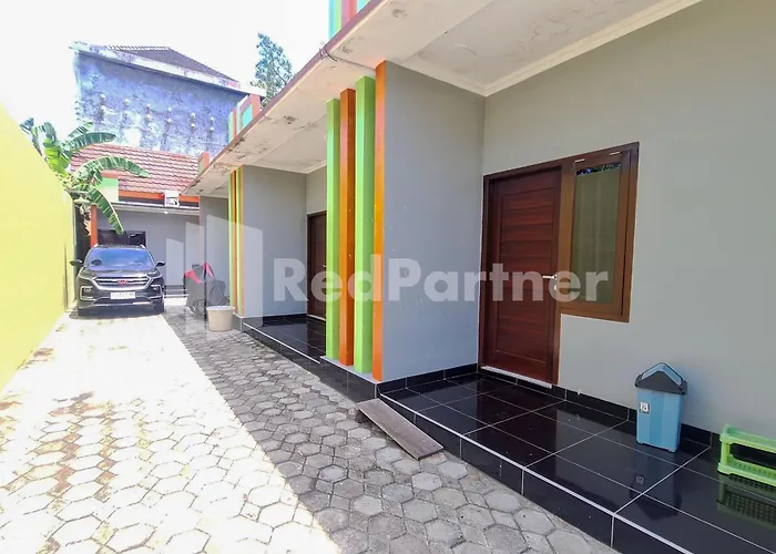 Vins Homestay Kroya Mitra Reddoorz