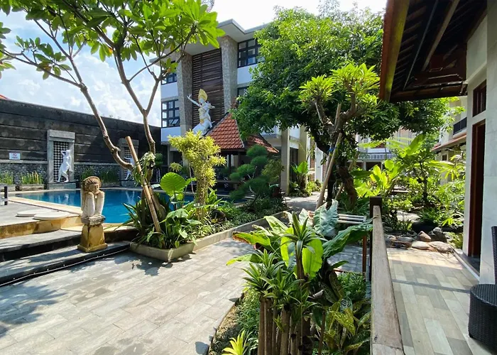 Sandat Hotel Legian