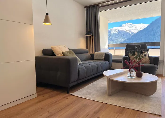 New Renovated Apartment In Center Of Davos