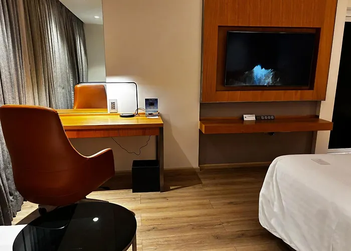 Courtyard By Marriott Nashik