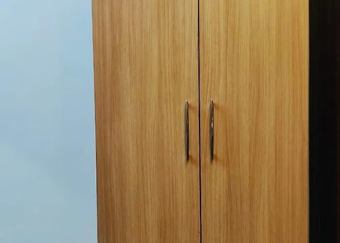1 Bhk Studio Apartment, Cozy Cubby Homestay - Noida Sector 168