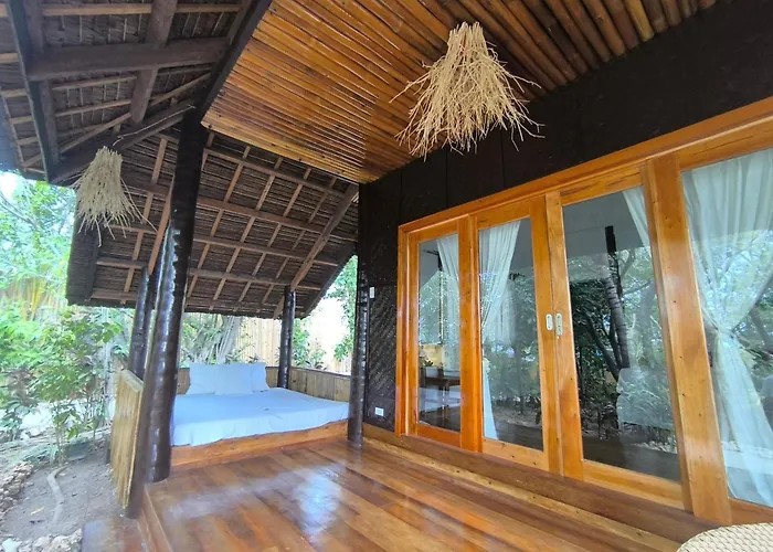U Story Resort