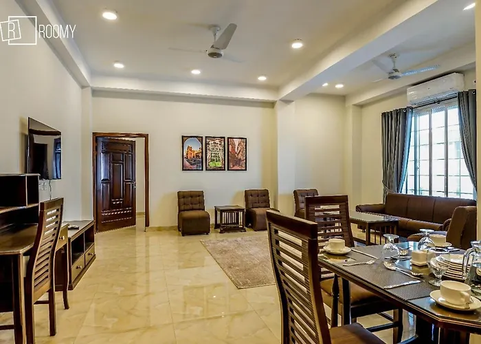 Roomy Crossroads Hotel, Peshawar