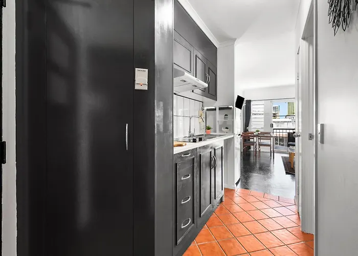 Villa Vaucluse Apartments