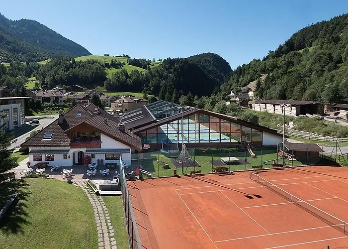 Solaia Hotel & Guesthouse