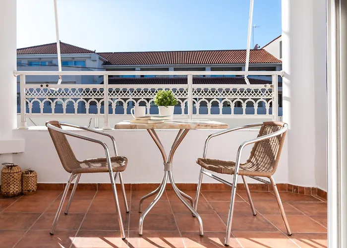 Avouris 2 Bedroom Apartment & Studios