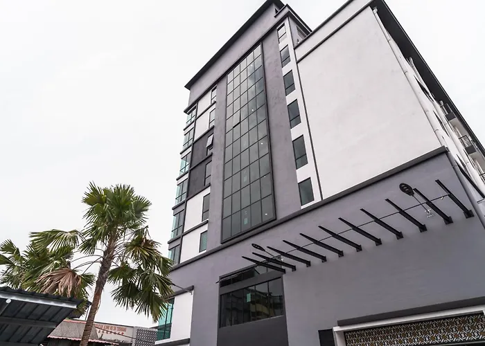 Dj Citi Plaza Hotel & Suites