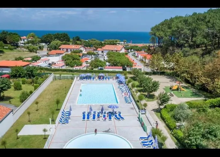 Luzea, Domaine Iratzia