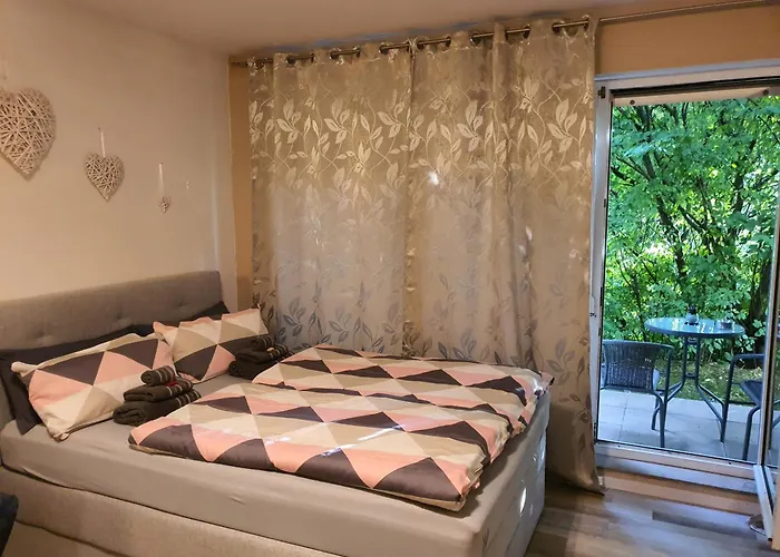 Schoenes Modernes Apartment In Der Naehe Vom Bahnhof