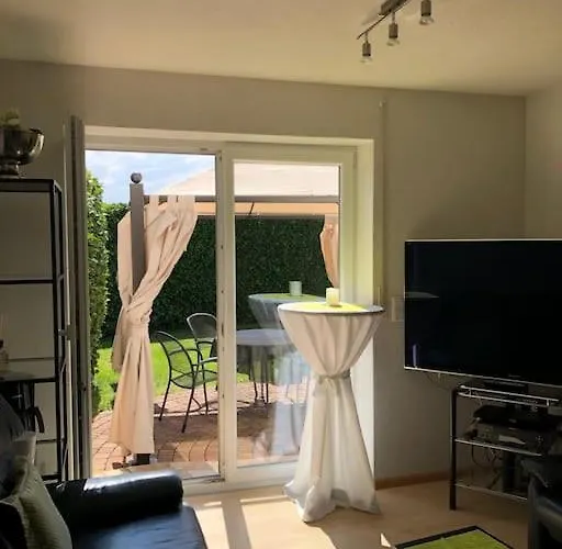 Ferien - Apartment Umgeben Von Obstplantagen
