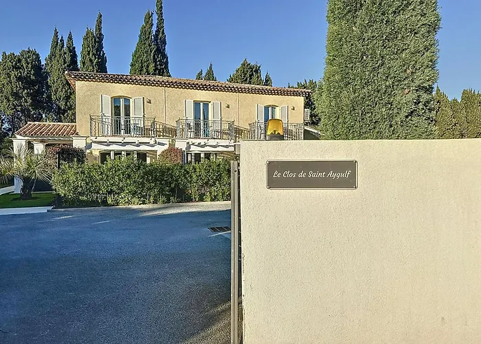 Le Clos De Saint Aygulf