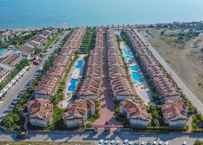 Sunset Beach Club Lebrentals