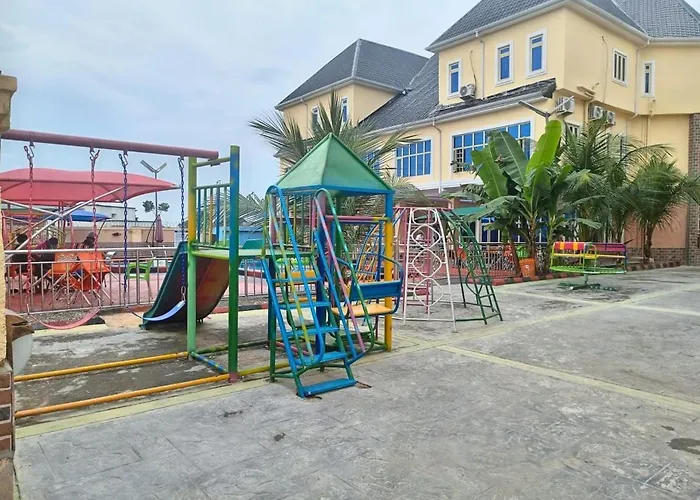 6A Resort Ltd
