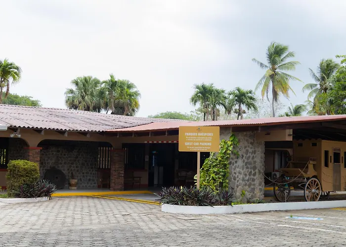 Hotel Las Espuelas, Bar & Restaurant
