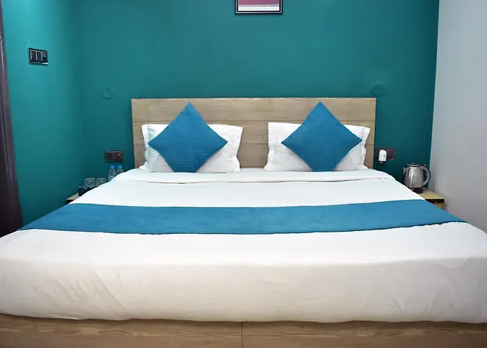Qotel Hotel Rama Rohini Rohini I Near Metro I Spacious Rooms I Friendly Staff I Most Preferred Hotel In Rohini