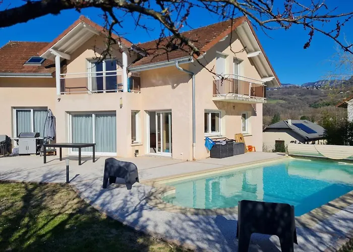 Maison Familiale Avec Piscine