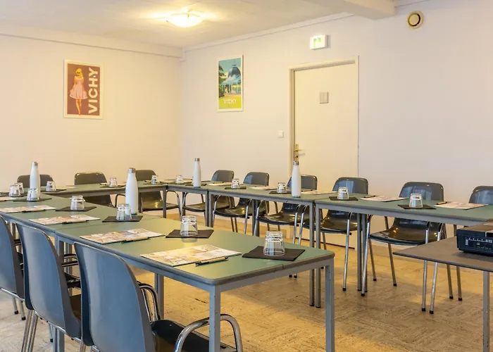 Brit Hotel Le Parc Vichy