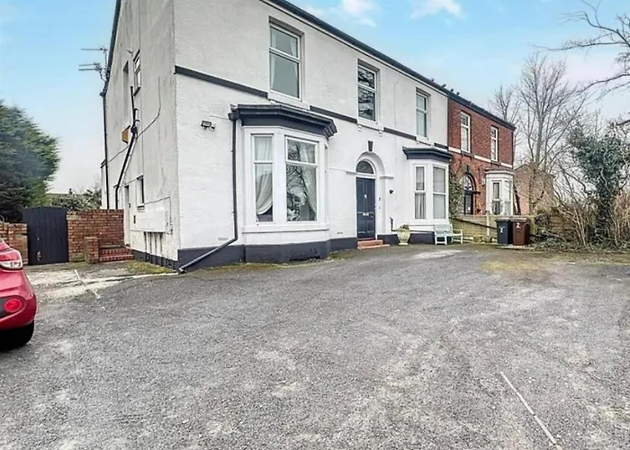 Zetland House Apartment - First Floor With Garden And Parking