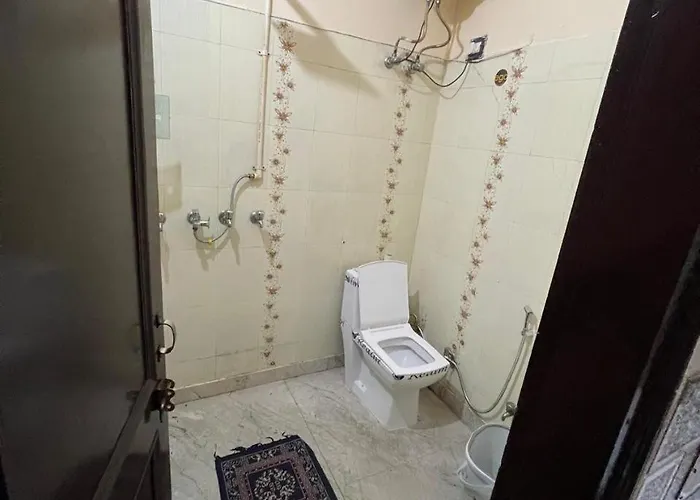 Dollar Guest House