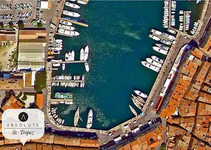2 Bedrooms Central Saint-Tropez, Next To The Port