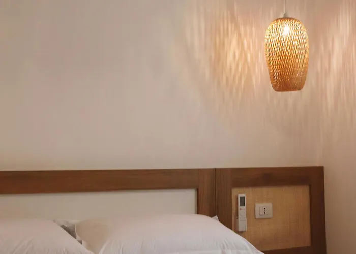 Noima Hotel & Suites