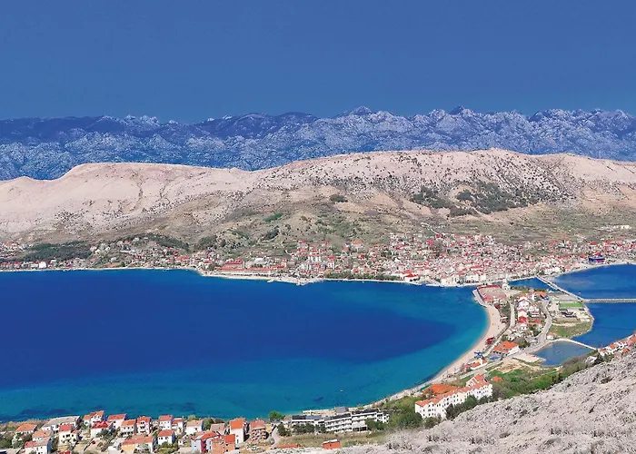 Awesome Home In Pag With Wifi