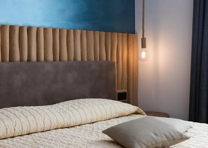 Aris Apartments & Sky Pool - Tonelli Hotels - Adult Friendly