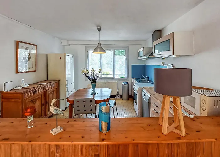 2 Bedroom Stunning Home In Saint-Nazaire