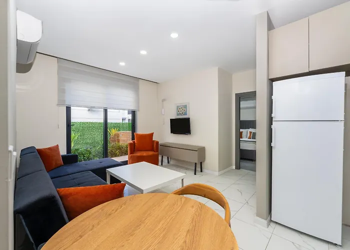 Echinus Lara Hotel