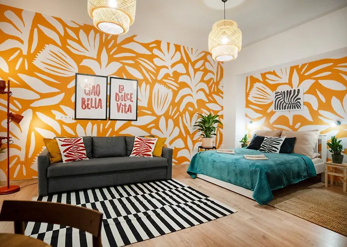 Quasi Rooms