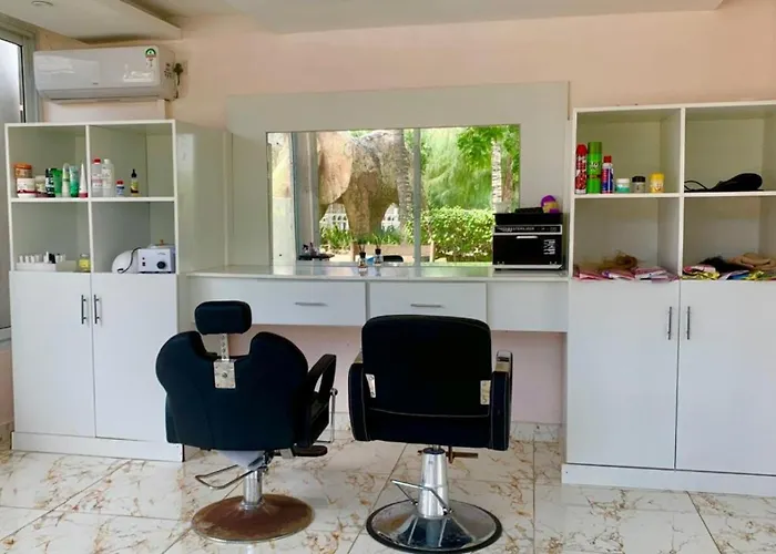 Lily Palm Resort