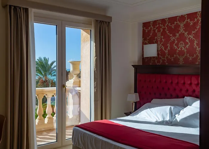 La Paloma Blanca Hotel