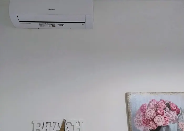 Katia'S Quiet Little Apartment