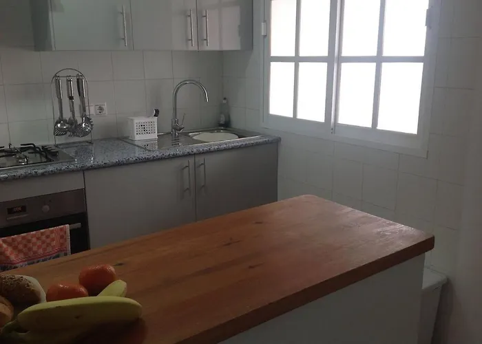 2 Bedroom Townhouse - Mojacar - Sleeps 4 - R018