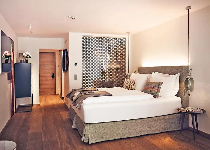 Tauroa Seehotel Grundlsee