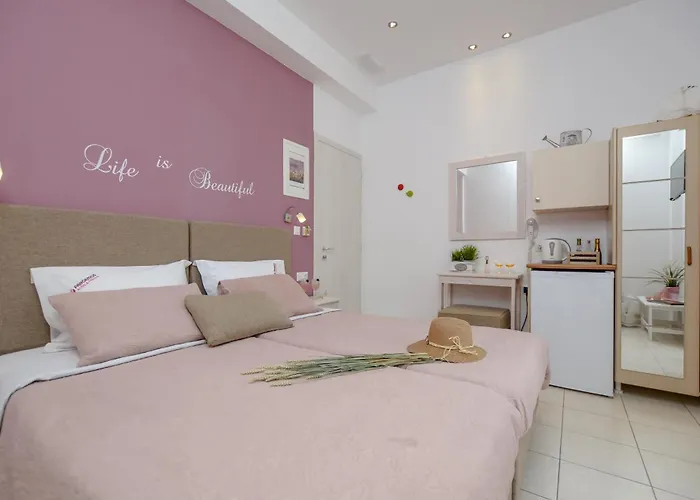 Panormos Hotel And Studios Naxos City
