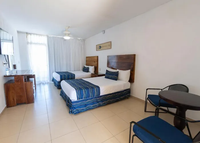 Costa Alegre Hotel & Suites