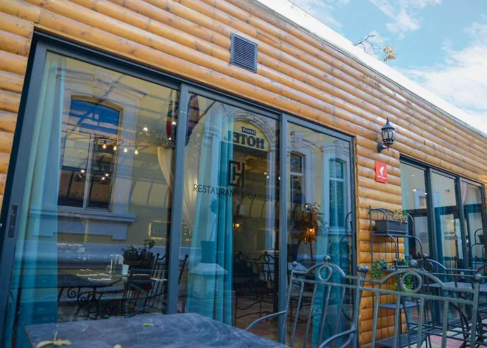City House Family Hotel & Restaurant